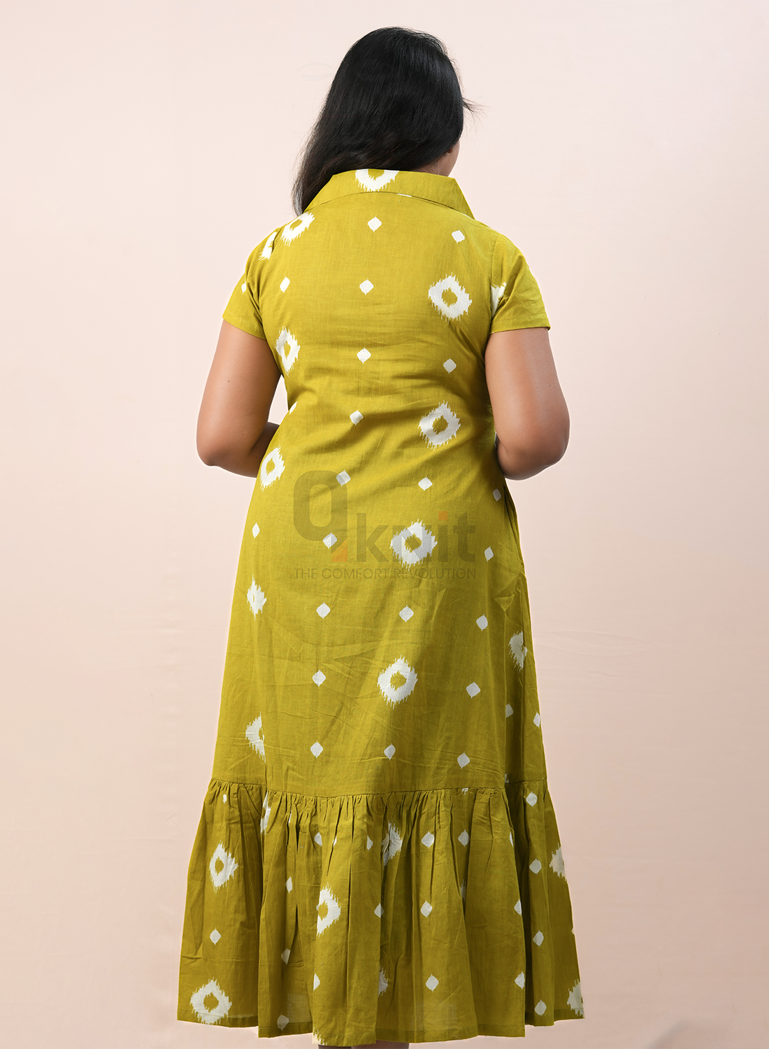 MEHANDI GREEN COAT COLLAR